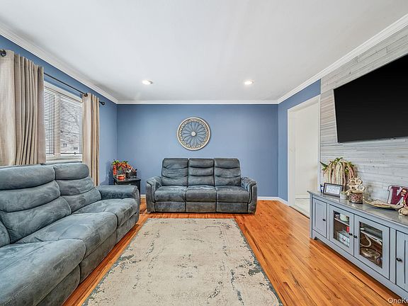 2nd image of 24 Lantern Street