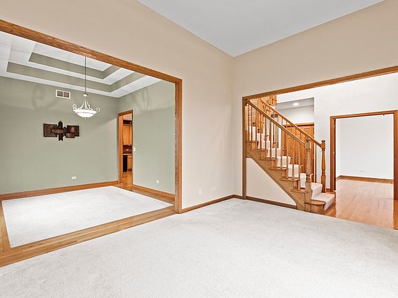 5th image of 6206 Santa Barbara Ct