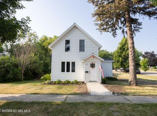 427 W Bancroft Ave, Fergus Falls, MN 56537