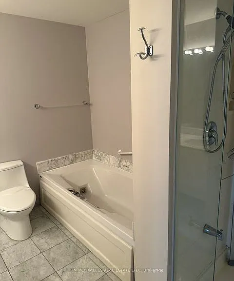 18 Lower Village Gate #Penthouse 4 — Photo 14