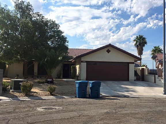 2nd image of 6003 Underwood Way