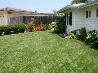 245 Yacon Cir, Vista, CA 92083
