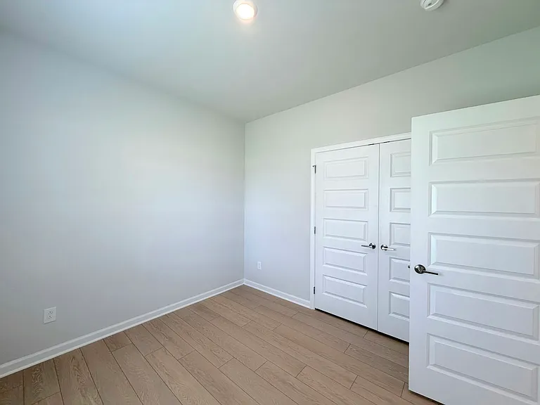 131 Clift Creek Dr — Photo 37