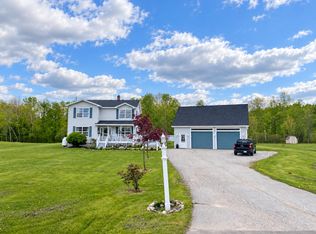 2025 Glenwood Avenue, Hermon, ME 04401