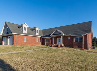 7804 Karnes Dr, Corryton, TN 37721