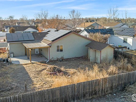 3rd image of 3426 Cove Way
