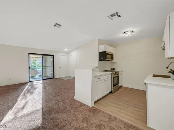 5161 Lindell Rd Unit 206, Spring Valley, NV 89118