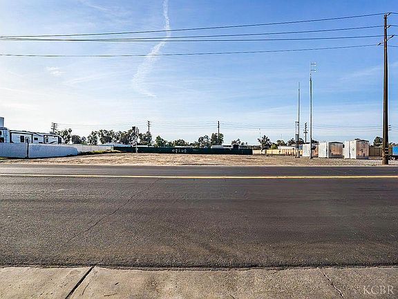 3rd image of 0 S 6th St