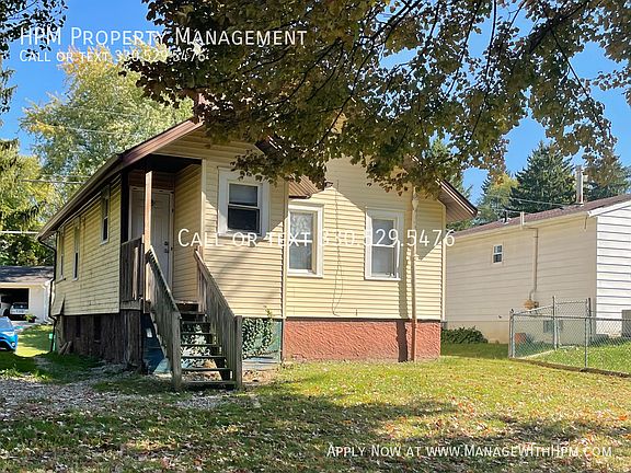 2nd image of 1448 Pawnee Blvd