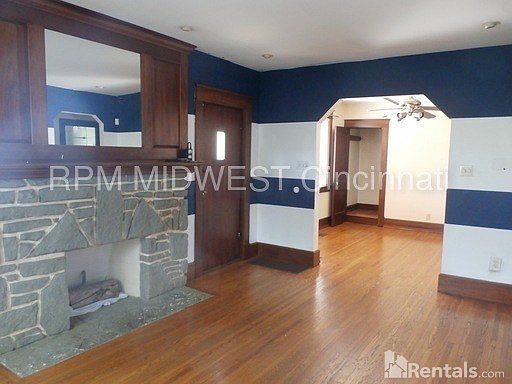 2nd image of 1050 Parkson Pl