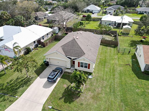 2nd image of 1438 SW Dimperio Avenue