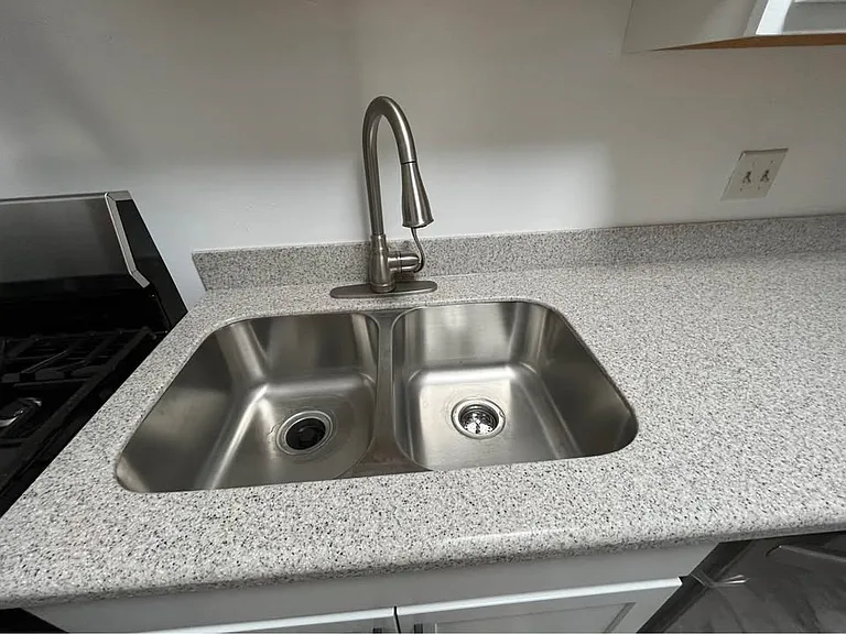 63 Illinois St #104 — Photo 8