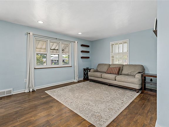 5th image of 12219 Herold Dr