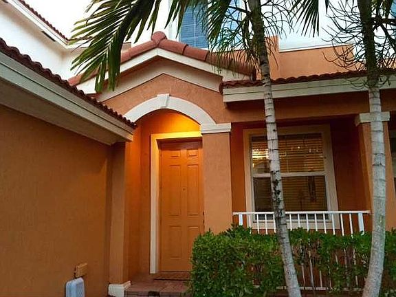 5th image of 7465 Sarentino Ln