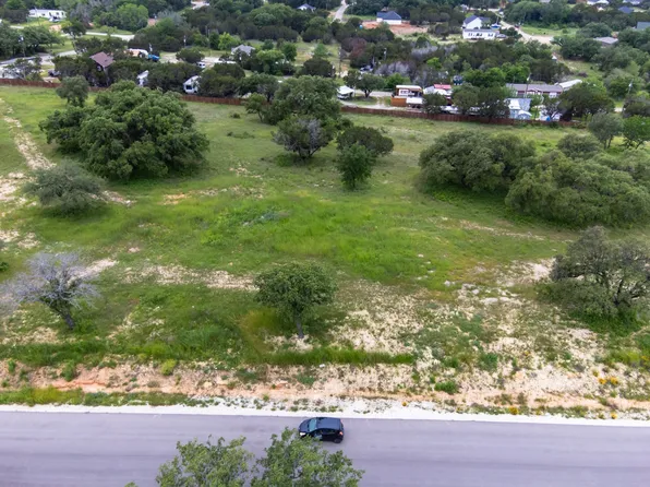 612 Rc Luker Ct, Granbury, TX 76048