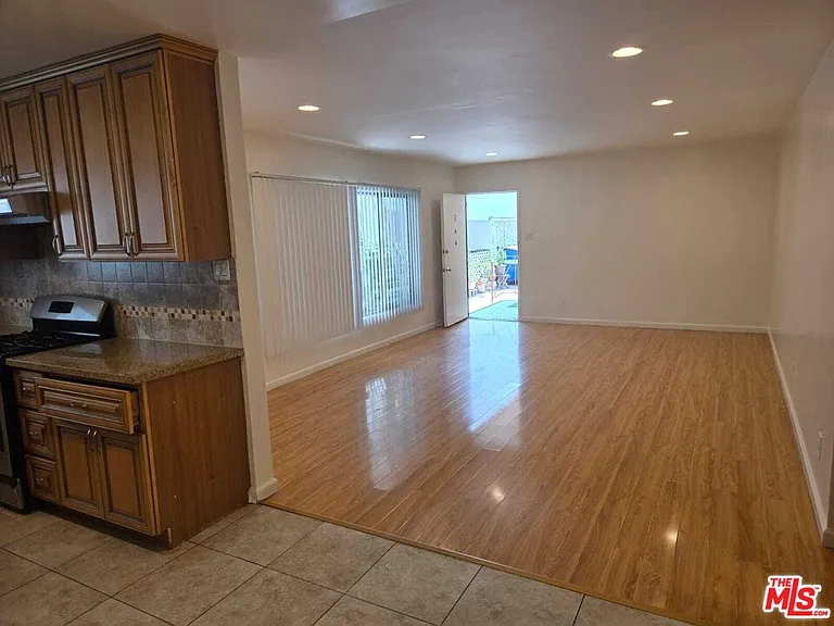 922 S Bedford St #2 — Photo 3