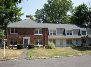 4J Beech Spring Dr, Summit, NJ 07901