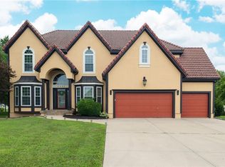 4232 NE Tremont Ct, Lees Summit, MO 64064