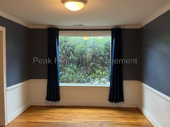 4th image of 500 Azalea Ave