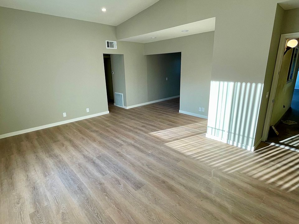 1st image of 2754 Hermosa Ave #10