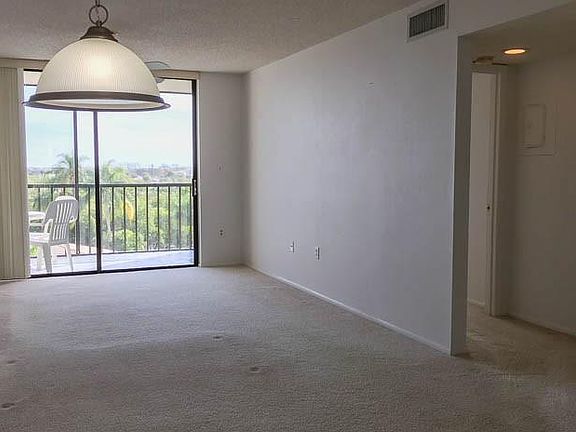 4th image of 1324 Pasadena Ave S APT 507