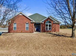 107 Taylor Bend Dr, Huntsville, AL 35811