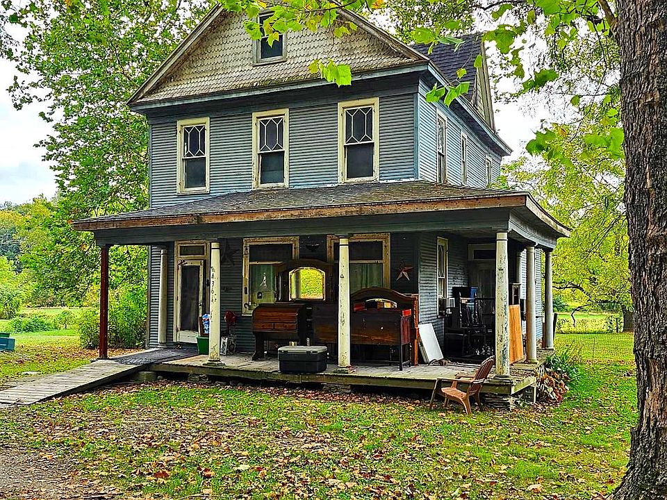 2nd image of 2436 Brillhart Station Rd