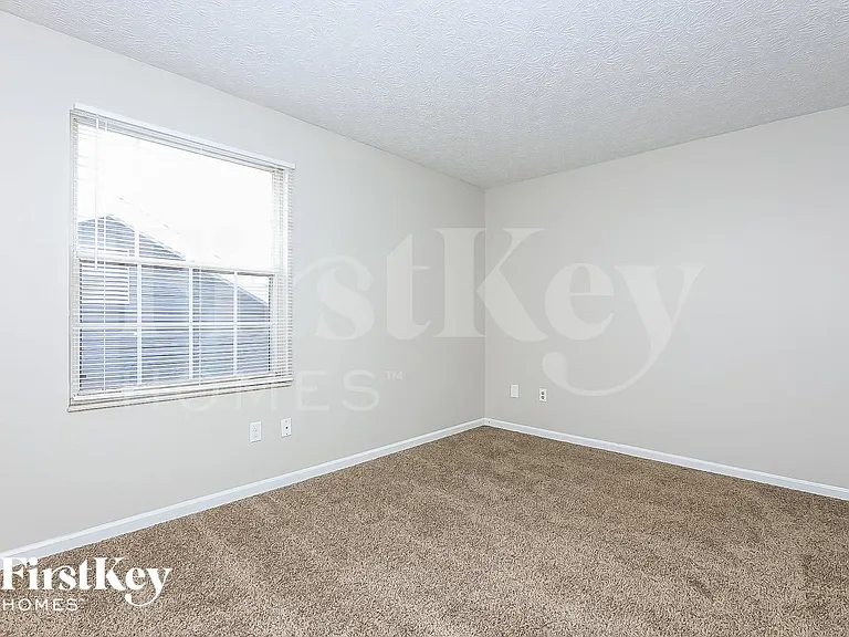 7593 Sun Valley Ct — Photo 13