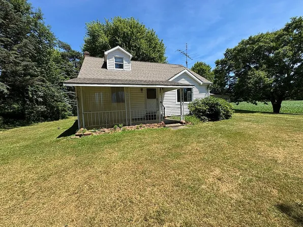 381 Groover Rd, Greenville, PA 16125