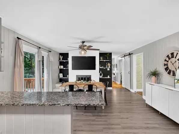 2547 Amesbury Rd, Winston Salem, NC 27103