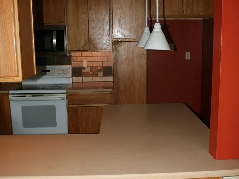 208 Prospect Ave — Photo 24