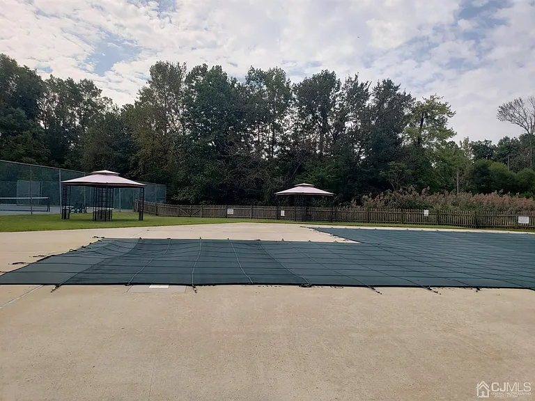 5132 Beech Ct — Photo 27