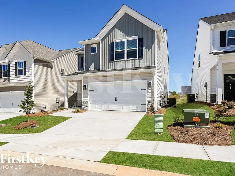 614 Goldburn Way — Photo 2