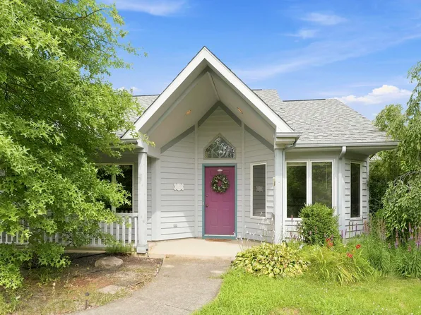 1019 Woodland Springs Pl, Fort Wayne, IN 46825