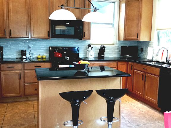 4th image of 5119 Sevilla Ave NW