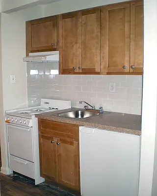 Rented by City Connections Realty | media 25