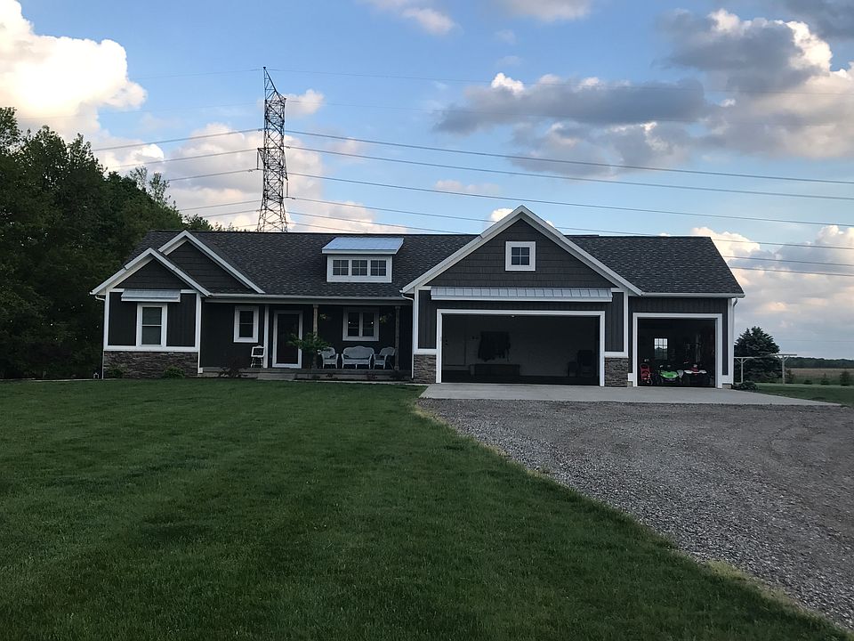 1st image of 304 108th Ave
