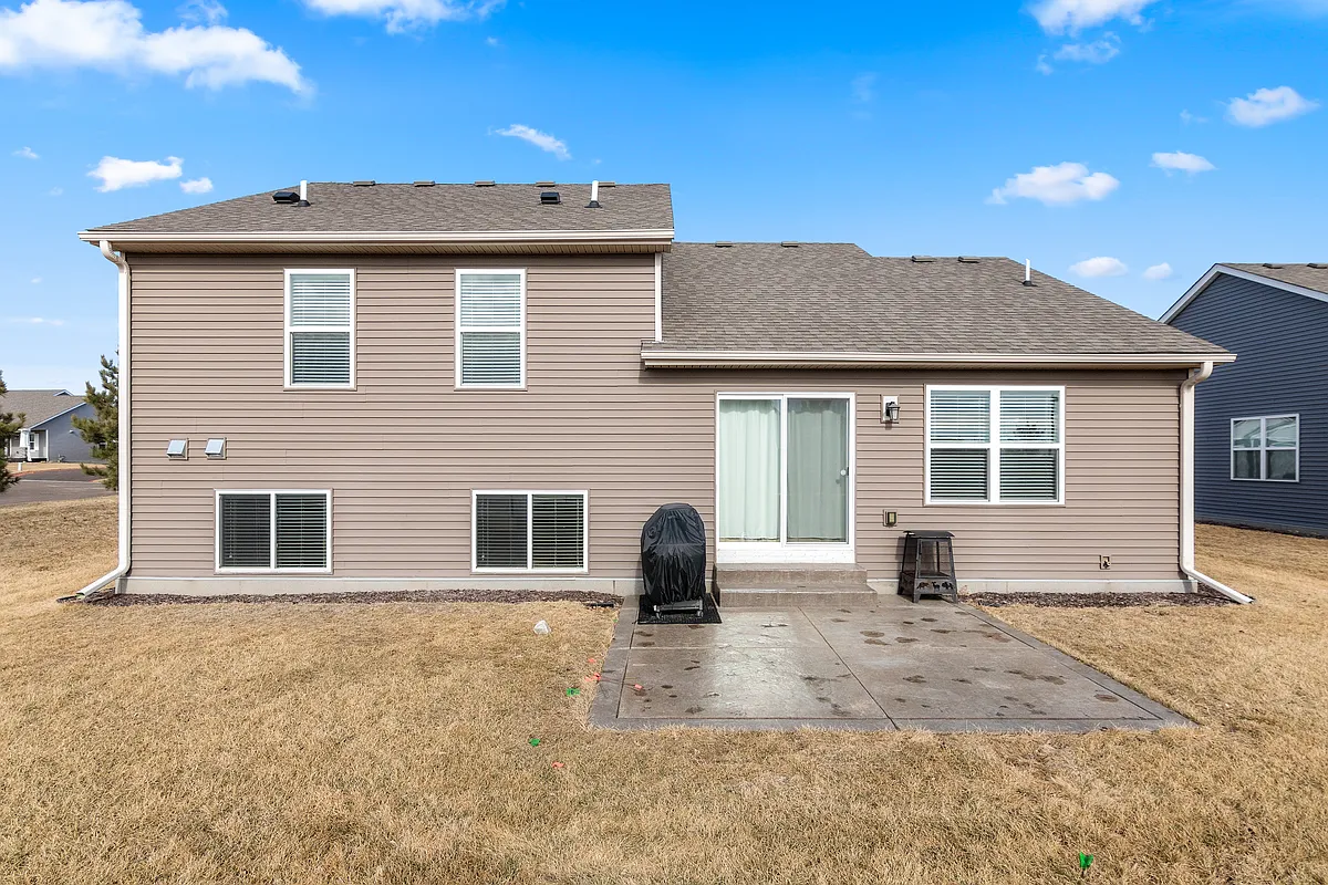 Building Photo - 8552 Titanium Cir