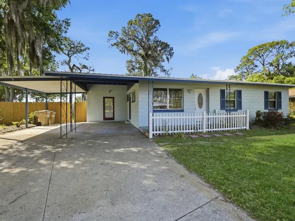 14338 Lake Junietta Dr, Tavares, FL 32778