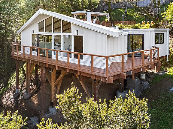 2nd image of 723 Redwood Road