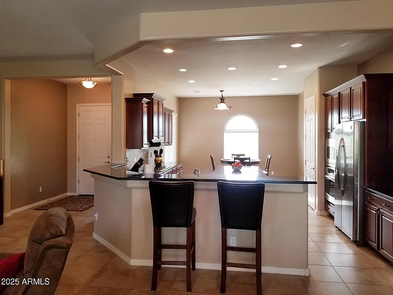 26824 W Potter Dr — Photo 9