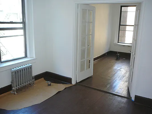 Rented by Kings Court Real Estate | media 18