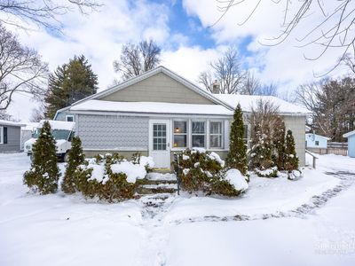 408 E Market St, Greenville, MI, 48838