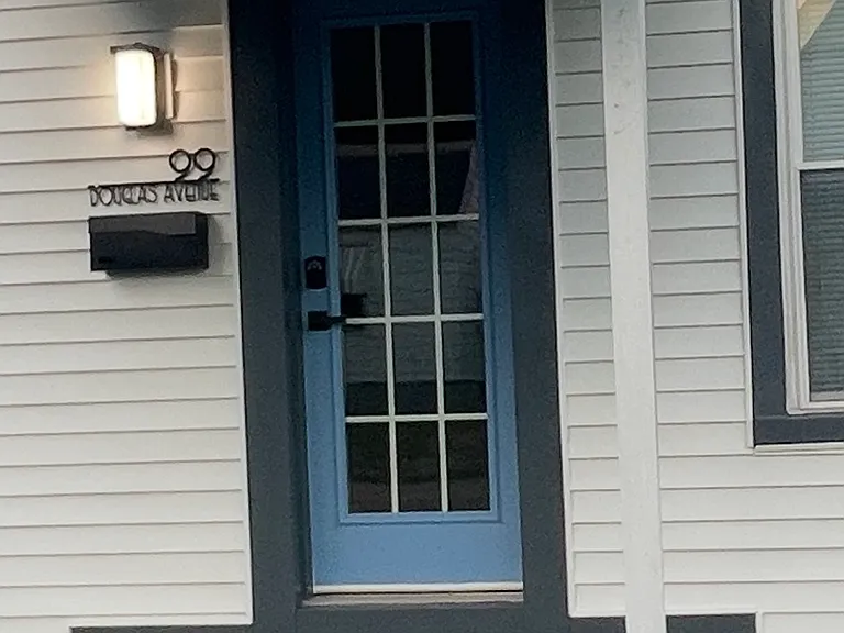 99 Douglas Ave — Photo 2
