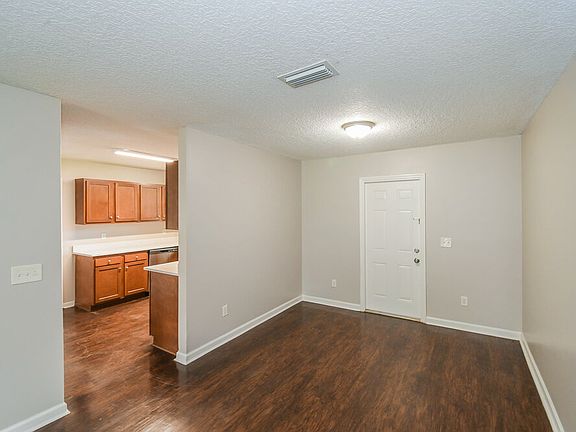 5th image of 1421 Ottawa Ave