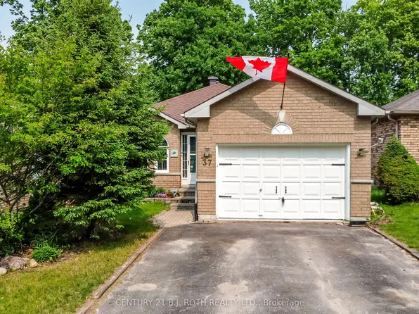 37 Nicholson Dr, Barrie, ON L4N 8L7