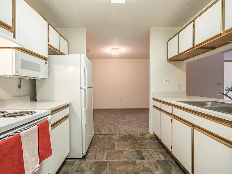 Northbrook Apartments — Photo 244