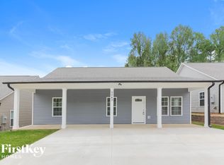 5043 Tuckaseegee Rd, Charlotte, NC 28208