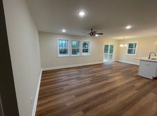 314 Airport Rd, Manteo, NC 27954