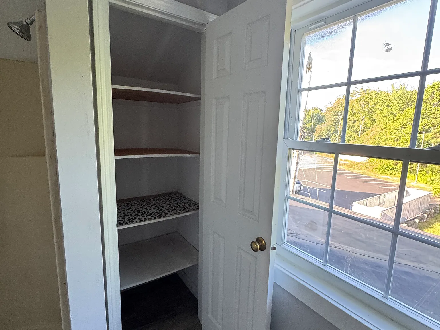 1 bed, 500 sqft, $2,200 — Photo 3